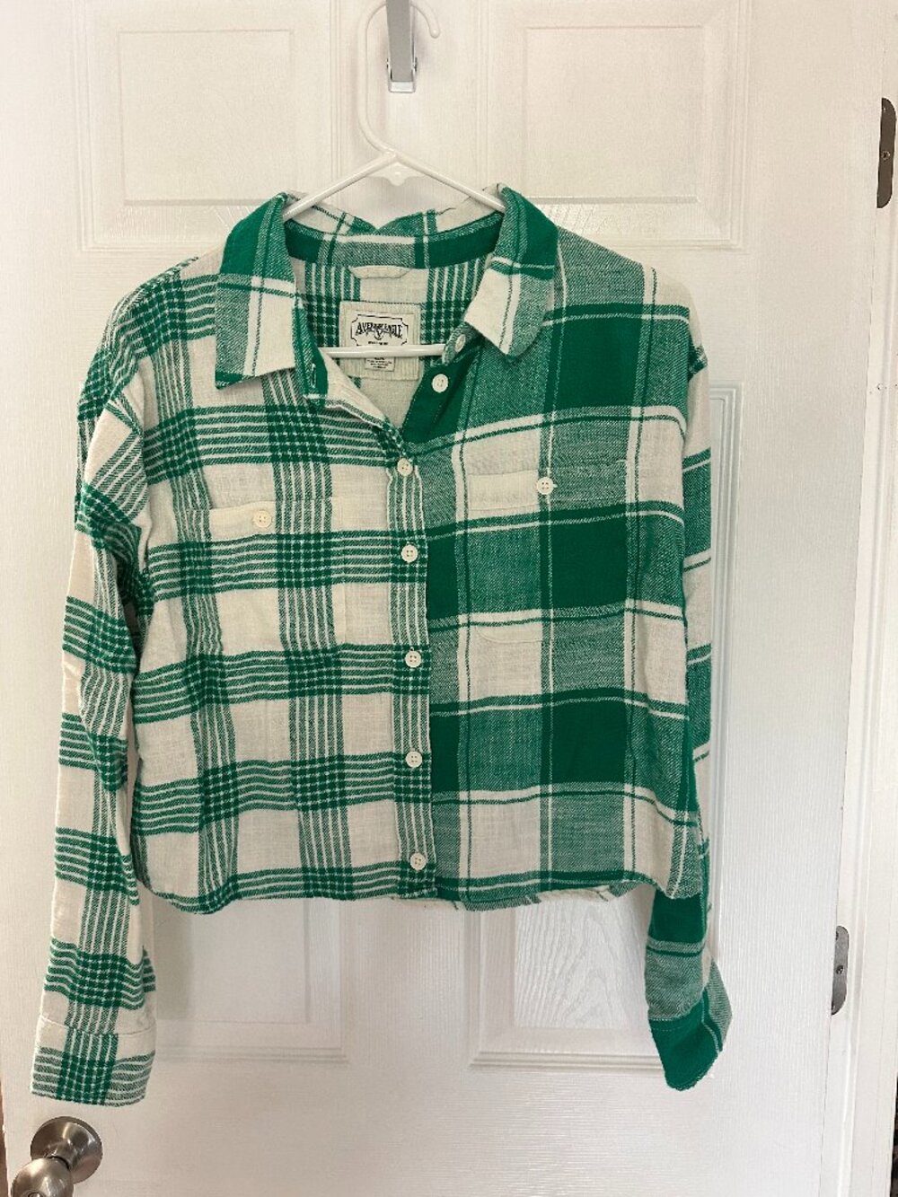 American Eagle Flannel – Women’s Size M